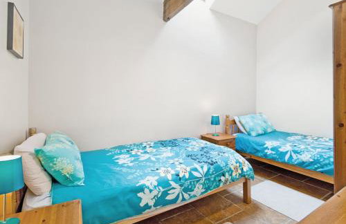 Hirst House - W41947 - Photo 5