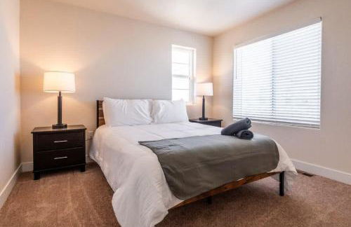 Newly Built 4BR Spacious Retreat in Peyton - Foto 13