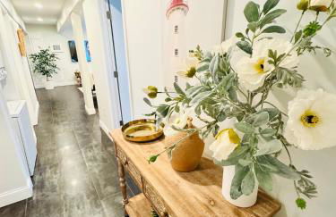 Modern Oasis-steps from DC with free private parking - Foto 6