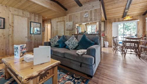 Granny's Love Shack - TRANQUIL RETREAT STEPS AWAY FROM THE NATIONAL FOREST! - Foto 2