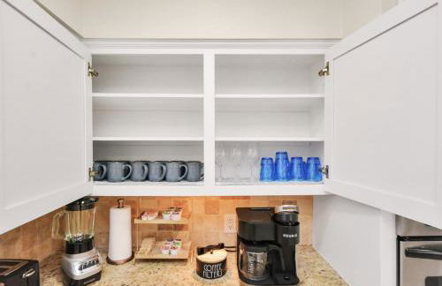 Luxury Retreat with Heated Pool, Firepit, Outdoor Cinema - Foto 40