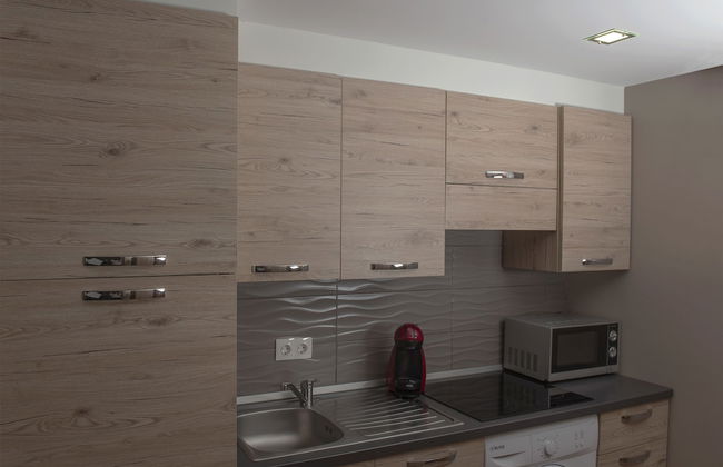 ApartmentsPlatjadAro - Photo 35