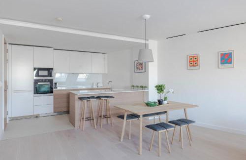 Hollen at Six - Soho - by Frankie - Photo 6