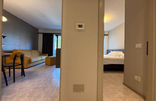 Suites Marilia Apartments Pool Side - Suite Livorno Holiday Home Group - Foto 4