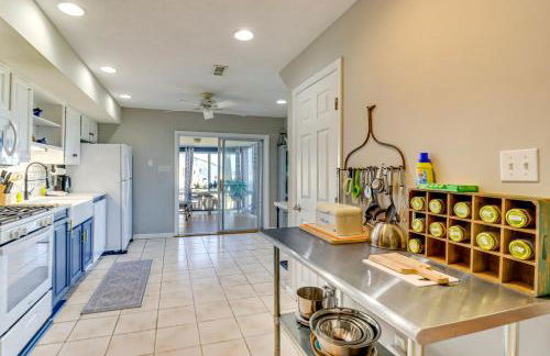 Beachy Maryland A-Frame Steps to Chesapeake Bay! - Foto 9