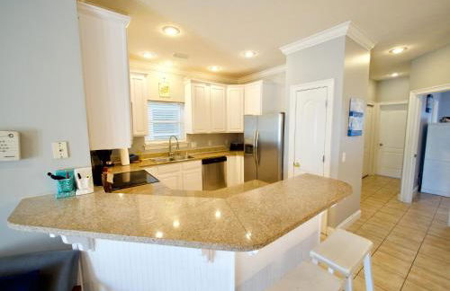 6 BR-Seaside Cotton-Heated Pool-Game Room with Pool Table - Photo 4