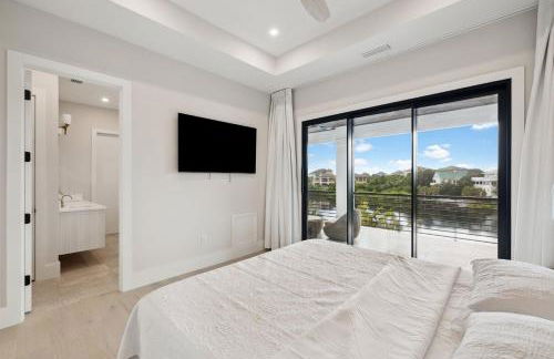 La Villa Nadia - Lakefront Luxury Vacation Rental in Destiny with Private Pool - Foto 37