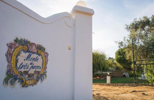 Entire villa hosted by Noam - Foto 2