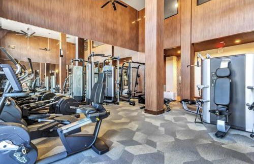 Boulevard Stays Dashing King 1 BR Suite Pool Parking Gym M - Foto 13