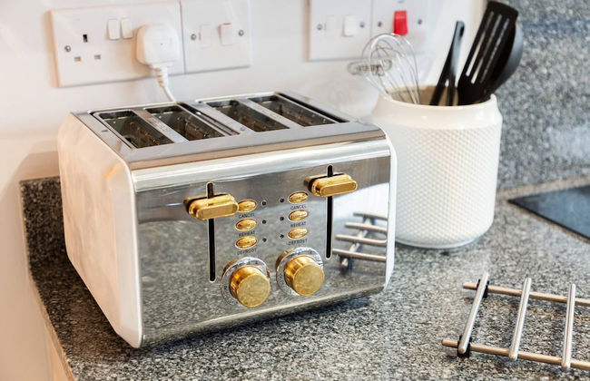 Room in Apartment - 12 Helena Luxury Serviced Apartment - Photo 23