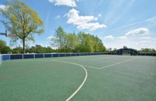 Exquisite Lake lodge in Hoburne Holiday Resort - Valentino Rose Lodge - Foto 41