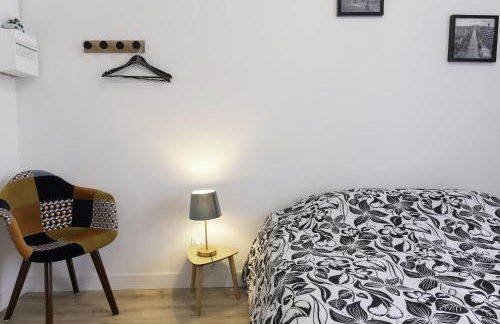 Segré centre ? studio ? 24m² ? cuisne ? wifi ? TOUT NEUF! - Photo 10