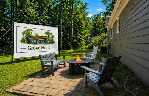 Outdoor Projector, Arcade, Fire Pit, 2 Car Garage, 2 Living Rooms - Foto 3