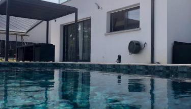 Maison contemporaine en plein cœur de la Touraine - Photo 3