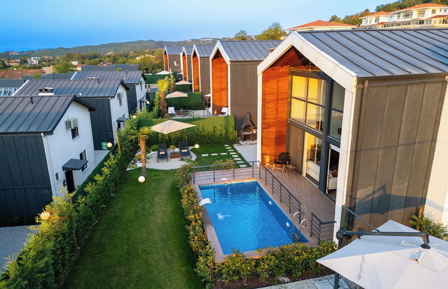 Trio Palazio Sapanca - Foto 1