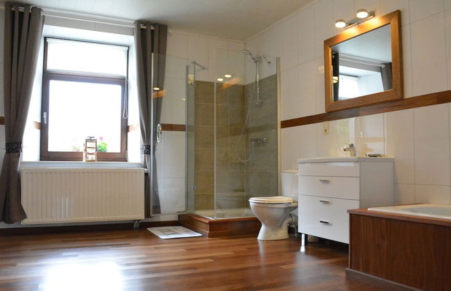 Chic Holiday Home With Garden - Foto 16