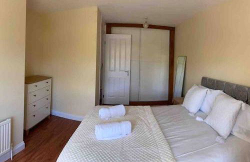 Modern 2 bedroom house with WIFI - Foto 14