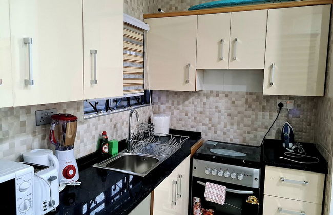 Comfy & Cozy Hideout Close to Highway - Foto 8