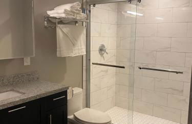 Cle Suites 3BR 2BA 5 min Walk to Cle Clinic Unit 2 - Foto 31