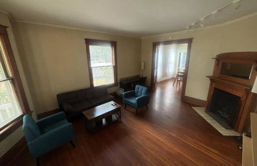 2BR 1st floor suite close to ISU - Foto 31