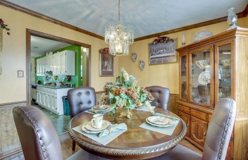 Pool and Large Covered Patio! Decatur Family Getaway - Foto 5