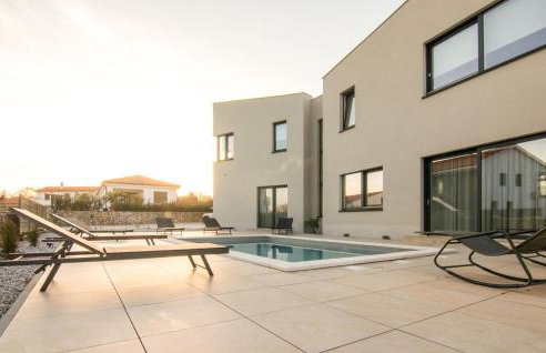 Nice Home In Krk With Sauna - Photo 9