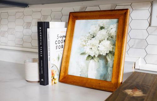 King Size Bed, Near Hwy, Work Desk, Close Parking - Foto 24