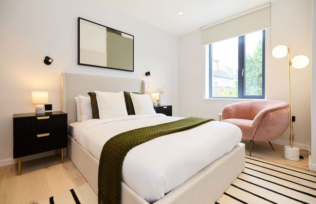 The Brondesbury Place - Bright 2bdr Flat With Balcony Parking - Foto 4