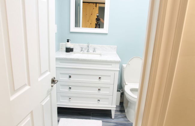 Fully Furnished Private Guest Suite - Foto 12