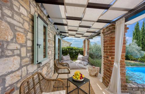 Villa Aryana With Pool - Happy Rentals - Foto 15