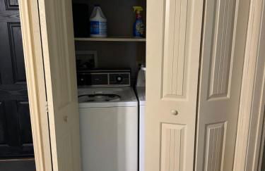 Cheerful Watercolors in 2BR Cottage - Foto 19