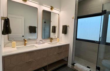 Contemporary Lakehouse in Lakeville - Foto 29