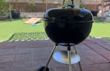 Relaxing Vegas Stay with BBQ & Games - Foto 12