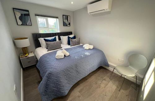 Aisiki Apartments at Stanhope Road, North Finchley, Airconditioned Multiple 2 or 3-Bedroom, Pet Friendly Duplex Flats, King or Twin Beds with Free WiFi - Foto 74
