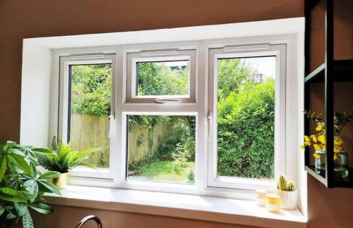 Charming Detached Cottage Near John Radcliffe Hospital Free Parking Self check-in - Foto 6