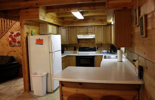 Spectacular Cabin Rental for Large Groups near New River in West Virginia - Foto 22