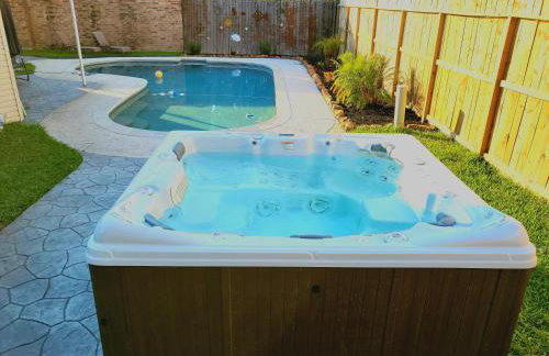 HoustonGem Private Pool & Hot Tub 20 Min to DT - Foto 49