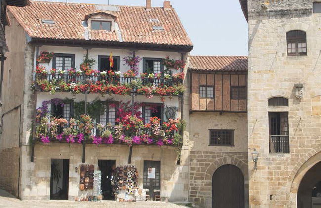 Visita guiada por Santillana del Mar - Foto 2
