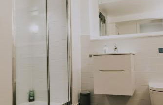 Cavendish House with Secure, Allocated Parking, 2 mins walk from Windsor Castle - Foto 20