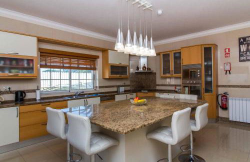 Luxury Villa with Private Pool, Gym & Leisure Room by Gale Beach LM25 - Foto 19