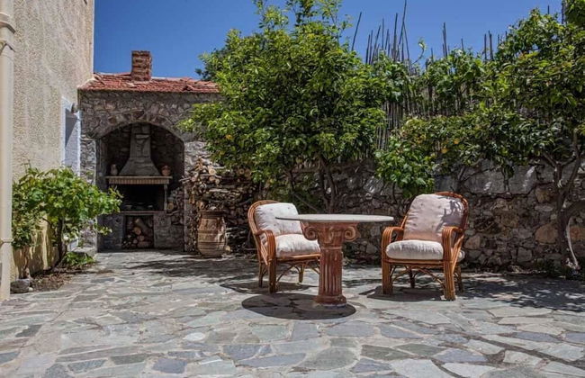 Petrinos Milos - Foto 38