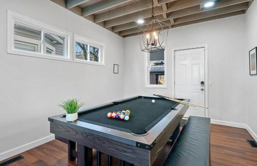 Cozy escape with Hot Tub, ideal for family & friends - Photo 45