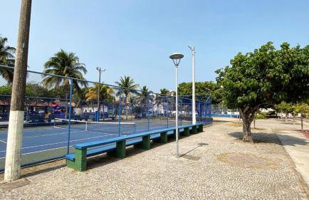 Flat confortável, a 200 metros da praia com estacionamento - Foto 34