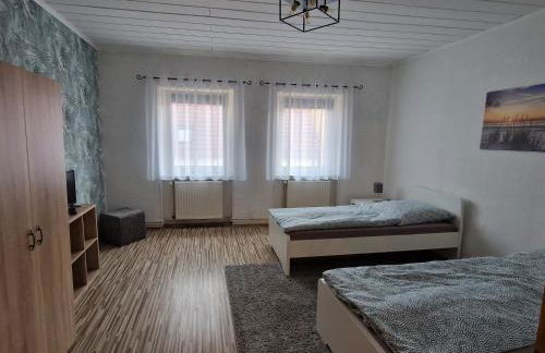 Ferienwohnung/Monteurunterkunft Leopolshall - Foto 1