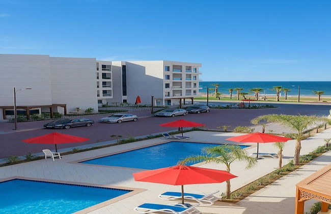 Experience Luxury by the Sea at Porto Said Chalets - Foto 22