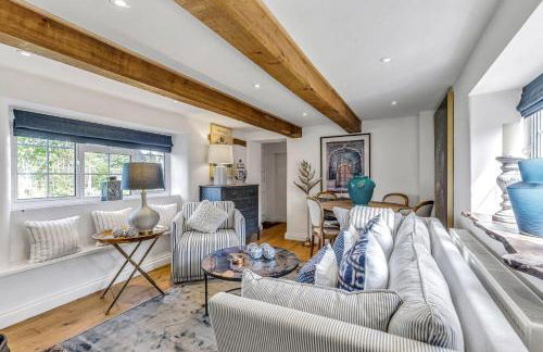 Rosalie Cottage - Photo 2