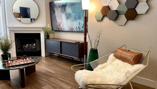 Designer 2 Bedroom with 3 Beds- Pool View, Gym, Parking - Photo 1