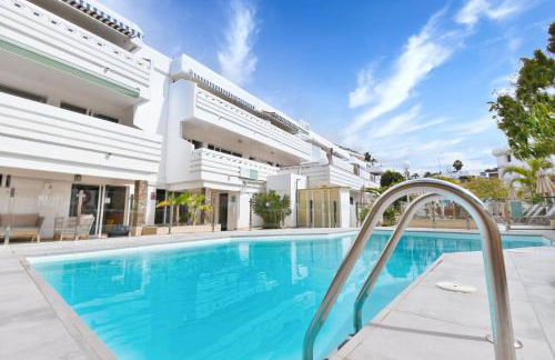 Palm Suites - Photo 40