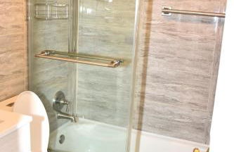 Handsome Home Renovated - close to Metro - Foto 29