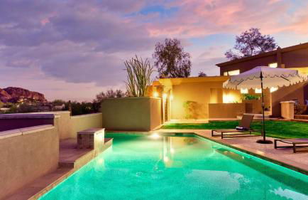 Julep by Avantstay Stylish 9 BR Estate w/ Mid-century Modern Decor - Foto 96